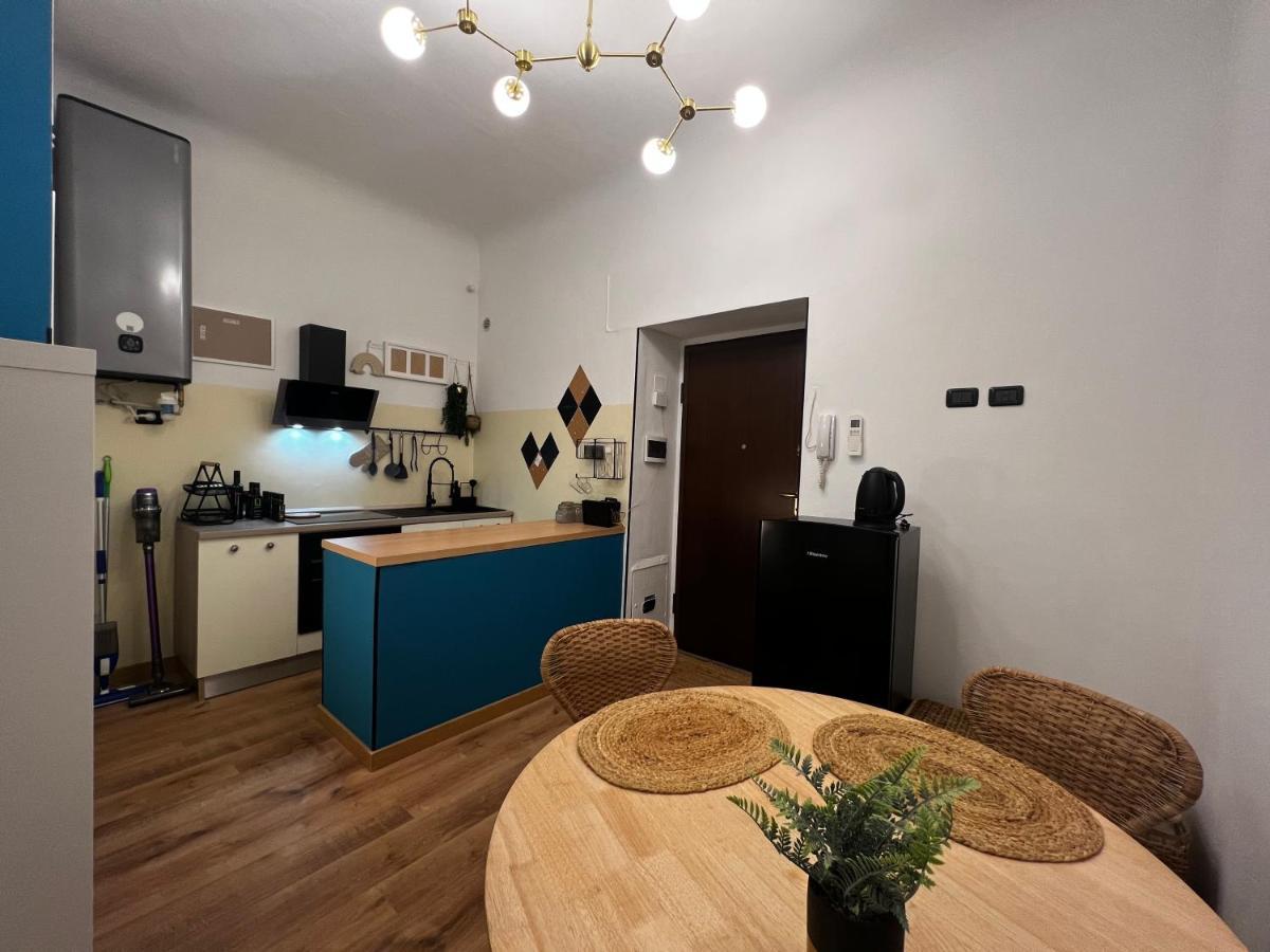 Regina Ai Navigli - Sky Tv, Wifi And Breakfast Box * Mailand